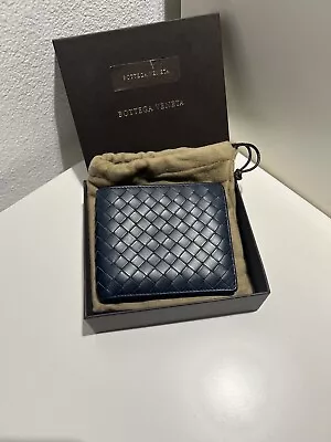 Bottega Veneta Wallet Men • $300