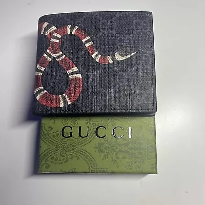 GUCCI Kingsnake Black Print GG Supreme Canvas Bifold Wallet • $199