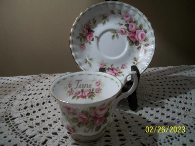 $21.99 • Buy Vintage Royal Albert Flower Of The Month June Roses Teacup & Saucer Set
