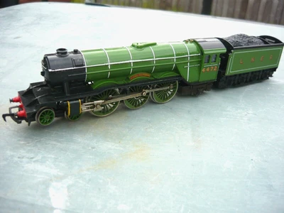 £39 • Buy Lner A3 Flying Scotsman Oo Gauge 2 Crew Working Firebox Light Cab Glazing R850/5