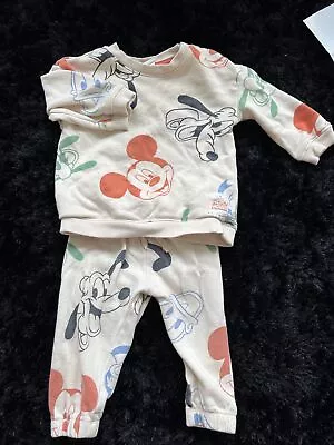 H&M Disney Baby Boy's 2 Pcs Mickey Mouse & Friends Sweater W/ Track Set Size 6-9 • $20.50