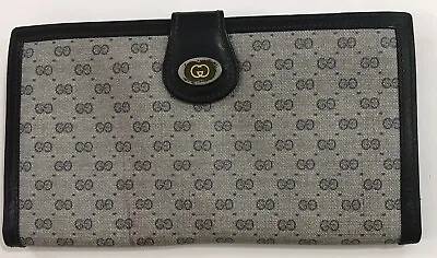 Vintage Excellent Large Gucci Italy Designer Womens Blue Signature GG Wallet • $249