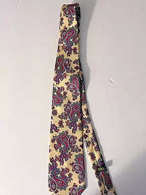 Mallory And Church Men's Necktie Yellow Paisley 60s Style Print 100% Silk 3 Wide • $7.77