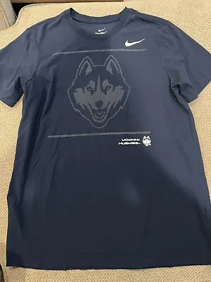 $16.25 • Buy Mens Nike Uconn Huskies Basketball Shirt Medium Blue
