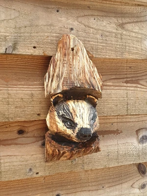 £39.99 • Buy Chainsaw Carving Of An Badger Looking Out Of An Hole 