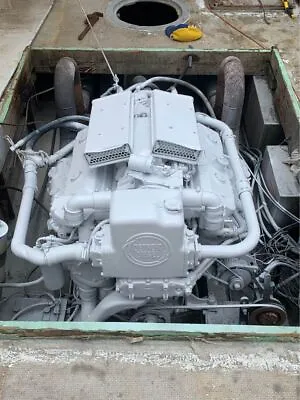 Detroit Diesel 8V-71N Marine Diesel Engine With Allison 2-1 Ratio Gear • $13500