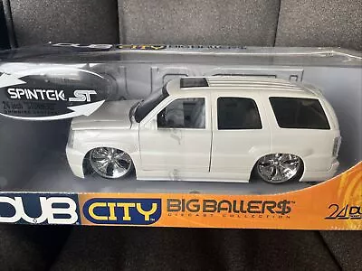 Dub City Big Ballers 1:18 DieCast Car White Cadillac Escalade Jada Toys • $45