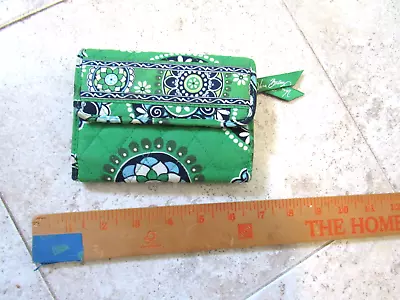 $45 Vera Bradley Wallet Wristlet Coin ID Credit Card Purse CottonGreen  4   5.5  • $14