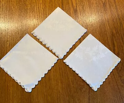 £30 • Buy VINTAGE  SET OF 3 THISTLE / SCOTTISH DAMASK 12   NAPKINS ' With SCALLOPED EDGES