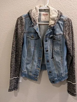 Mossimo Supply Co. Women's Light Blue Denim Jacket With Hoodie/Size M • $9.50