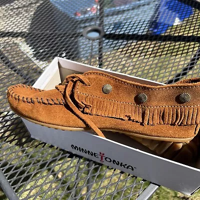 Minnetonka Women’s Moccasins 682 Brown Suede Tie Closure Fringe Size 8.5 New • £24.32