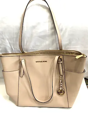 Michael Kors Jet Set Travel Medium  Tote Leather Soft Pink Handbag • $89.95
