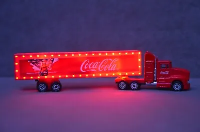 Coca Cola Christmas Truck Lights Up LED Holidays Are Coming TV Advert HO Lorry • £59.99