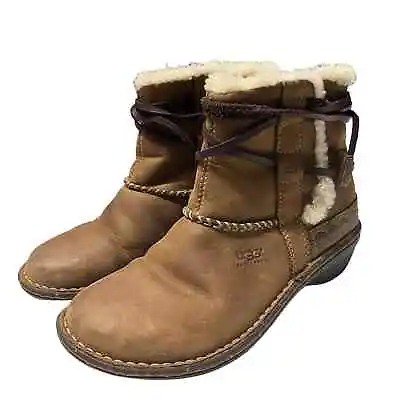 UGG Caspia Women's Brown Leather Shearling Lined Ankle Boots 1001815 Size 6 • $47