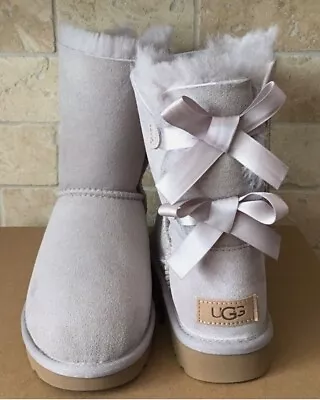 NEW Ugg Bailey Ii BOOT IN Feather SIZE 9 • $119.99