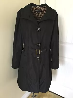 $42 • Buy Simon Chang Black Coat , Size M.