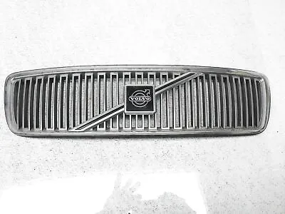 1998 Volvo S70 Front Upper Grille Grill 9127580 *Scratches* • $95