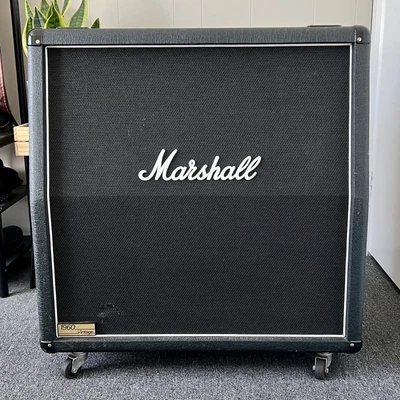 $800 • Buy Marshall 1960AV 4x12 Guitar Amp Cabinet