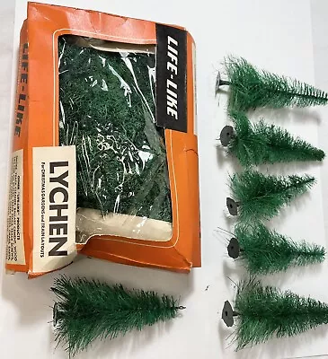 Model Railroad Scenery-LIFE LIKE Green Lichen And 6 HO Scale Pine Trees/Vintage! • $6