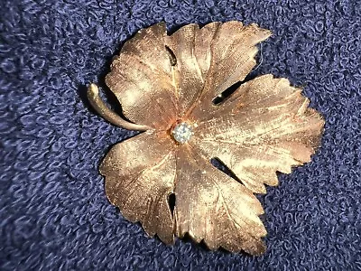 Maple Leaf Ladies Pin Brooch 14K Solid Yellow Gold Natural Round Diamond • $132.50