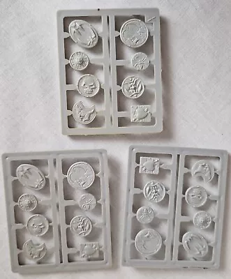 Warhammer Orcs And Goblins Plastic Shields X24 (JS40) • £6