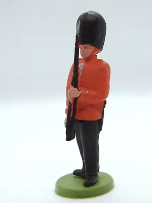 £1.99 • Buy Vintage 1960s BRITAINS Royal Guard Soldier Bearskin Hat Plastic Model Toy Figure