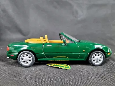 Kyosho Mazda Miata MX5 1/18 Scale Diecast Hard Top Convertible Car Green Z455 • £200