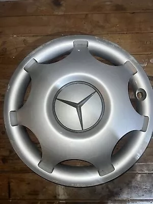 Mecedes Hubcap 7 Spoke Used 15 Inch Single P/n : 203 401 00 24 • $65