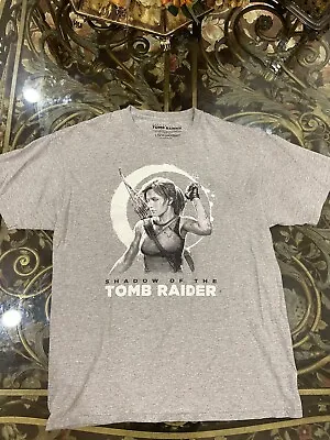 Shadow Of The Tomb Raider Lara Croft Size Large T-Shirt Loot Crate Gray • $30