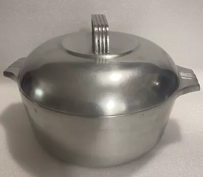 Vintage Wagner Ware Magnalite 4248-M Pot With Lid Sidney Roaster Dutch Oven USA • $62