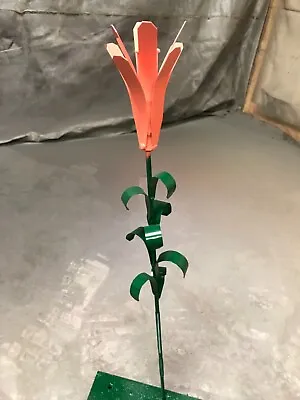 All Recycled Metal Welded Coral Lilly Flower Garden Stake Yard Art Rock Garden • $11.85