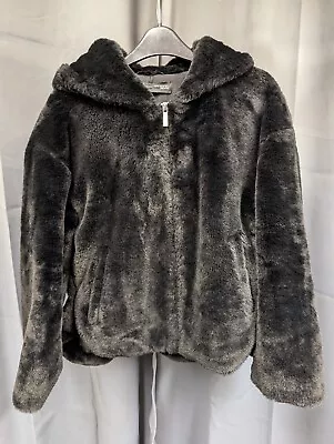 Zara Faux Fur Hooded Jacket - Black XS • £44.99