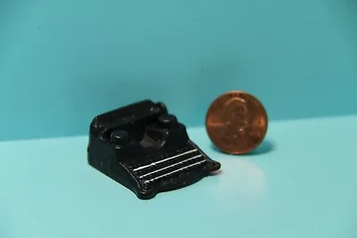 Dollhouse Miniature Old Fashion Metal Desk Top Typewriter IM65194 • $3.14