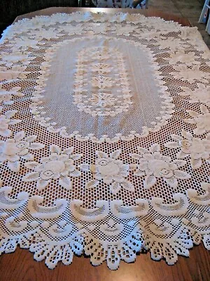 Gorgeous Cream White Oval HERITAGE LACE Tablecloth - 64 X 52  • $14.99