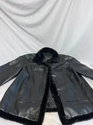 $32 • Buy Outbrook Women Black Faux Fur Trim Leather Coat - Size 1X 36-38
