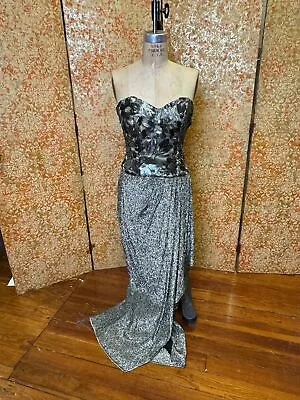 Vintage Victor Costa Silver Strapless Gown M • $228