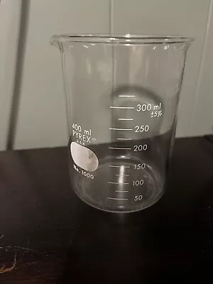 Vintage Pyrex Beaker 400mL • $6