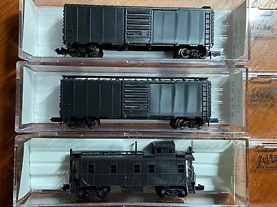 3 Atlas N Scale Undecorated Freight Cars - 2 Box Cars & Caboose - NIB • $9.95