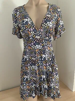 Tigerlily Floral Dress Size 8 Short Sleeves V Neck Faux Wrap • $39.50