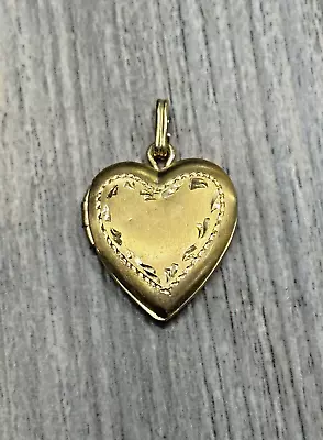 Beautiful Vintage 14K Yellow Gold Fill Heart Locket Pendant With 3mm Bale • $125