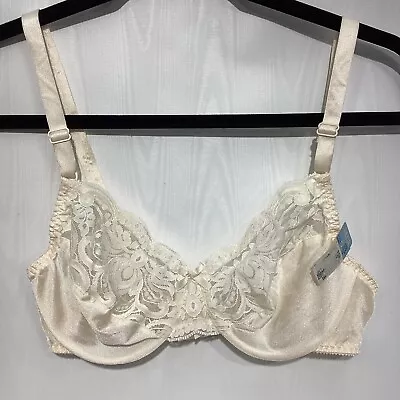 Olga Bra 38B Vintage Underwire Ivory Lace Trim 33007 NWT Old Stock • $27.20