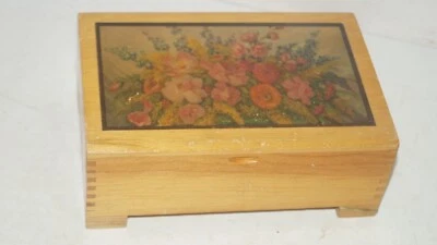 $13 • Buy Vintage Hinged Wood Chest Jewely Trinket Floral Design Box With Dovetail Corners