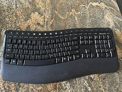 MICROSOFT WIRELESS COMFORT KEYBOARD 5000 MODEL Keyboard Only 1394- Dongle Needed • $10