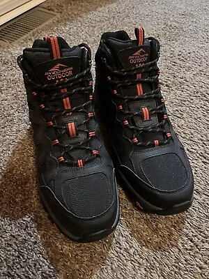 Skechers Outdoor Men's Black Relaxed Fit Hiking Boots Size 12 • $65