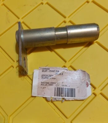 $35.80 • Buy Elgin Street Sweeper Vac Vactor Weldment Pivot Pin Rod 1008008