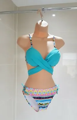 Ladies Stunning Bikini Unique Style - Size 8-10 ( Top Like Love Island Bikini) • £5.99