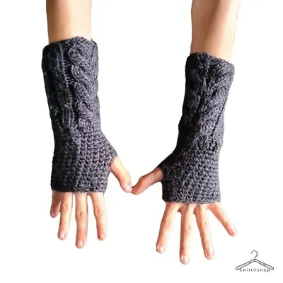 $27.30 • Buy BERSHKA Accessories Cool Grey Acrylic & Wool Knitted Fingerless Winter Gloves