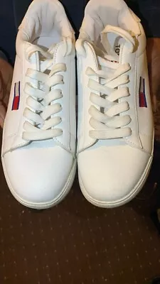 Tommy Hilfiger Canvas Trainers Shoes Size 6.5 • £20