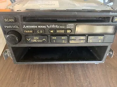 2000-2001 Mitsubishi Montero Am/fm Radio Receiver Cd Player  Oem Mr490090 • $64.45