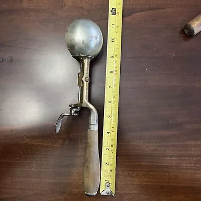 Vintage Indestructo #4 Ice Cream Scoop Size 12 Brass Spring Heavy Duty • $19.95